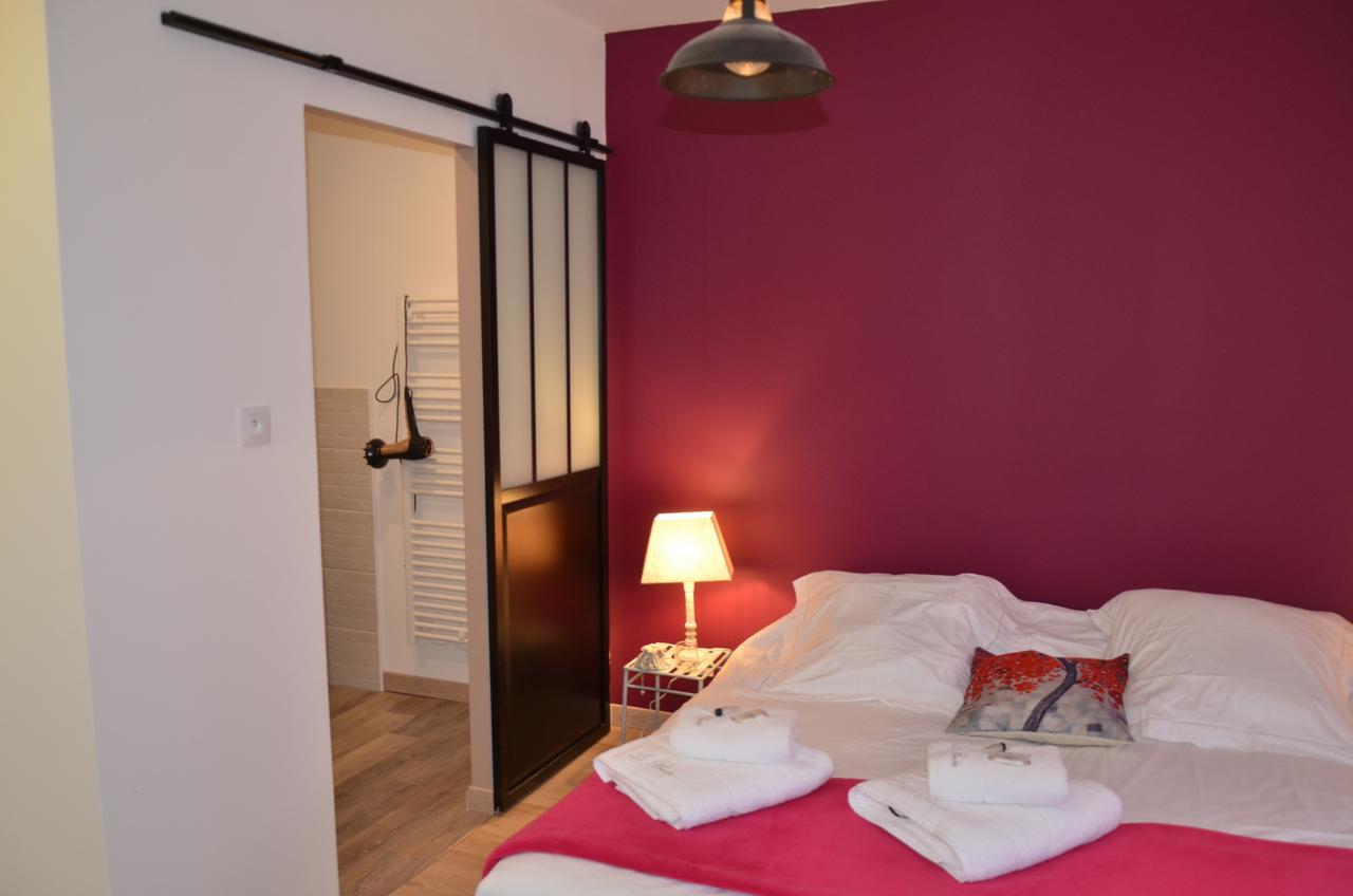 Le Moulin De Charin Bed & Breakfast La Pommeraie-sur-Sevre Luaran gambar